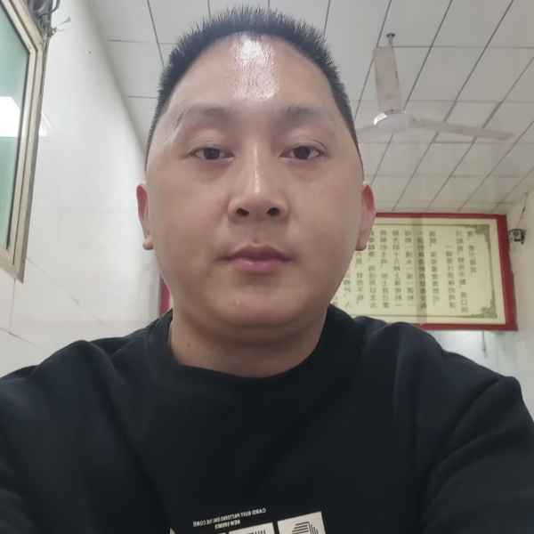 陕西35岁单身帅哥真诚找对象-恩施相亲网